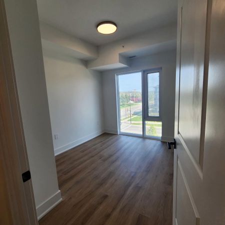 For Lease - 575 Conklin Road Unit# 402, Brantford, Ontario - Photo 3