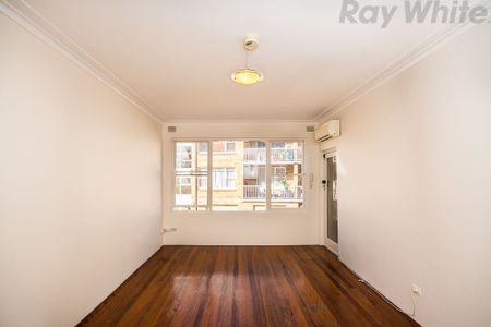 Charming 2-Bedroom Apartment in the Heart of Summer Hill - Photo 4