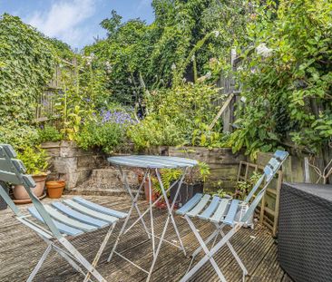 2 bedroom terraced house to rent - Photo 2