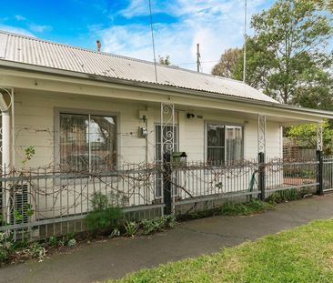 30 Gibbs Street, Balaclava VIC 3183 - House For Rent | Domain - Photo 3