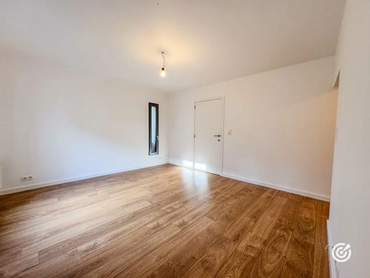 Appartement te huur - Photo 1