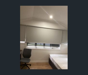 R1/8 Sir Fred Schonell Drive, St Lucia, Qld 4067 - Photo 1