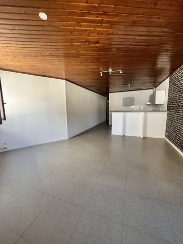 Location Appartement 2 pièces 53m² BORDEAUX 33300 - Photo 3