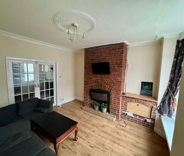 2 Bed Terraced House, Lifford Street, S9 - Photo 5