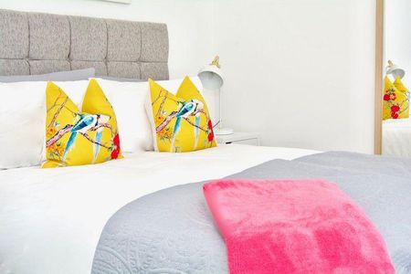 1 bedroom in a house share to rent - Photo 4