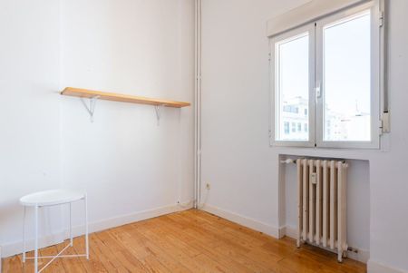 Calle del Doctor Esquerdo, Madrid, Community of Madrid 28028 - Photo 3