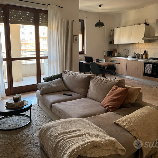 BUSTO ARSIZIO–BILOCALE CON BALCONE E POSTO AUTO - Photo 1