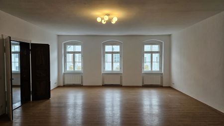 schöne 102 m² Altbauwohnung mit Einbauküche in gepflegtem Zustand zu vermieten - Foto 5