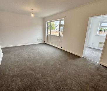 Glebe Close - Photo 1