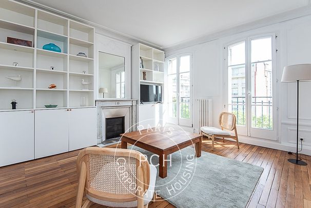 Tout savoir sur cet appartement dans le quartier Auteuil Sud, à Paris 16ème - Photo 1