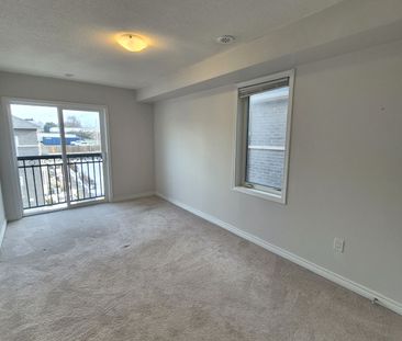 For Lease - 12 Dunsley Way, Whitby, Ontario - Photo 5