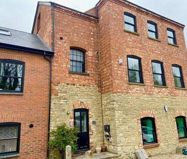 The Stocks, Milton Keynes, Cosgrove - Photo 2