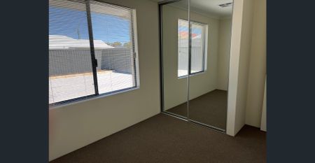 Modern Coastal Living - Brand New Family Home - Photo 3