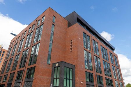 3 bed Apartment 24 Ecco - Photo 4