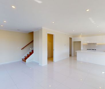 8/97 Blackburn Road Mount Waverley VIC - Photo 1