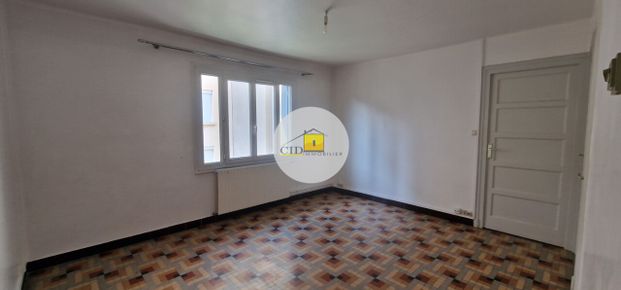 Location Appartement 3 pièces 46m² ST PRIEST 69800 - Photo 1