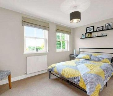 Manor Road, Walton-on-thames, Surrey, KT12 - Photo 3