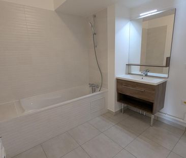 location Appartement T3 DE 62.6m² À ELANCOURT - Photo 3