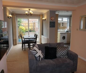 1 bedroom in a house share to rent - Photo 6