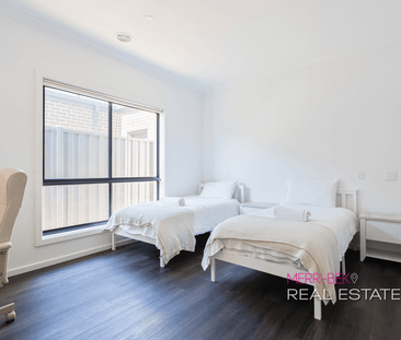 Stylish, Accessible and Move-In Ready - Photo 3