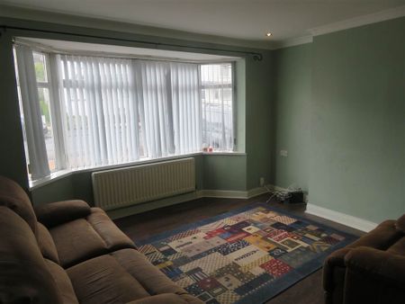 11 Sunnymede Park, Dunmurry , BT17 0PU - Photo 5