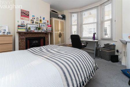 6 bedroom terraced house to rent - Photo 5