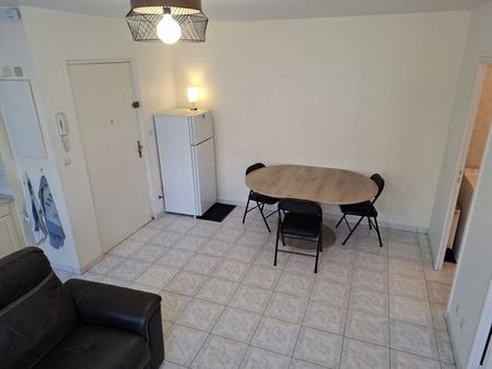 Appartement meublé 2 pièces - Centre-ville de Beaumont-sur-Oise - 31.69m² , Beaumont sur oise - Photo 2