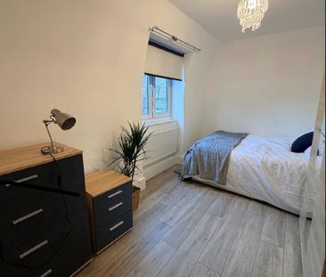 5 bedroom house share to rent - Photo 3