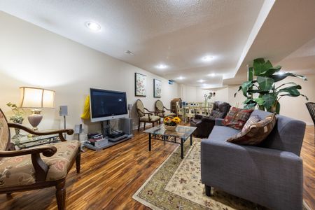 For Lease - 32 Hamills Crescent Unit# BSMT, Richmond Hill, Ontario - Photo 3