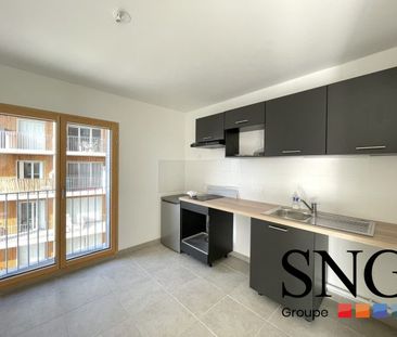 T3 AVEC LOGGIA ET PARKING - Photo 2