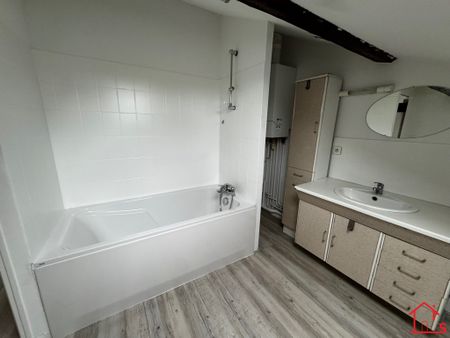 Location Appartement 2 pièces 41m² JARVILLE LA MALGRANGE 54140 - Photo 2
