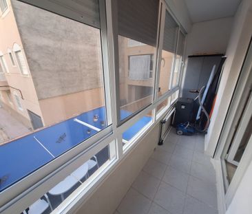 Ref.7342 2 Bedroom Apartment in Torrevieja - Photo 4