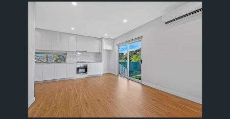 CLOSE TO STATION - Photo 2