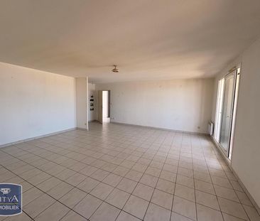 Location Appartement 3 pièces 84m² PORT ST LOUIS DU RHONE 13230 - Photo 1