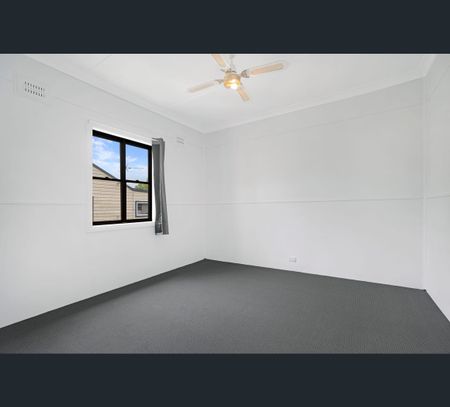 7 Jamieson Street, Gateshead, NSW 2290 - Photo 3