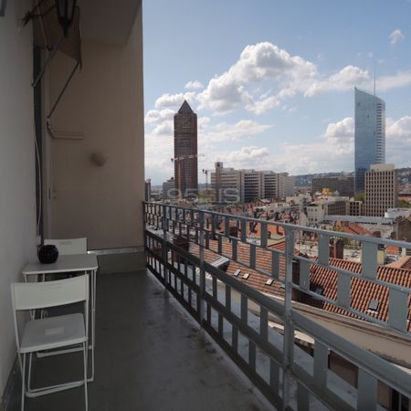 T2 meublé dernier étage terrasse Vue exceptionnelle ! - Photo 5