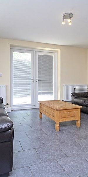 Colum Road, Cathays, Cardiff - Photo 1