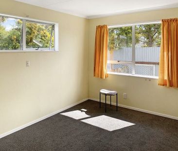 Quiet, Convenient & Perfect for Small Families - Photo 1