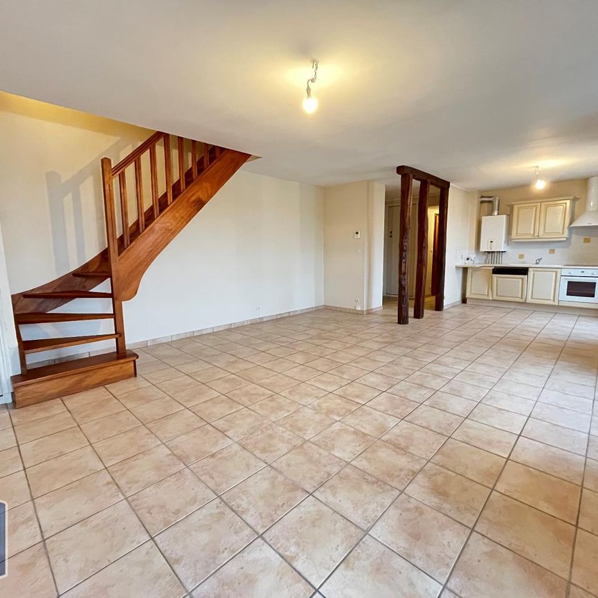 Location Appartement 4 pièces 98m² BOURGES 18000 - Photo 1