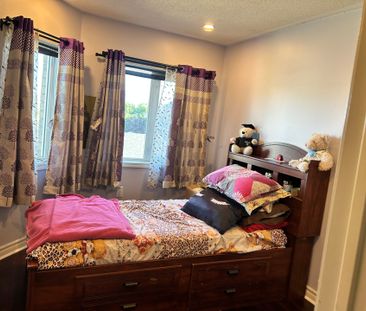 For Lease - 83 Cornell Park Avenue, Markham, Ontario - Photo 3