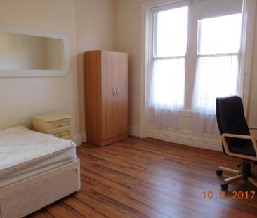 4 bedroom maisonette to rent - Photo 3