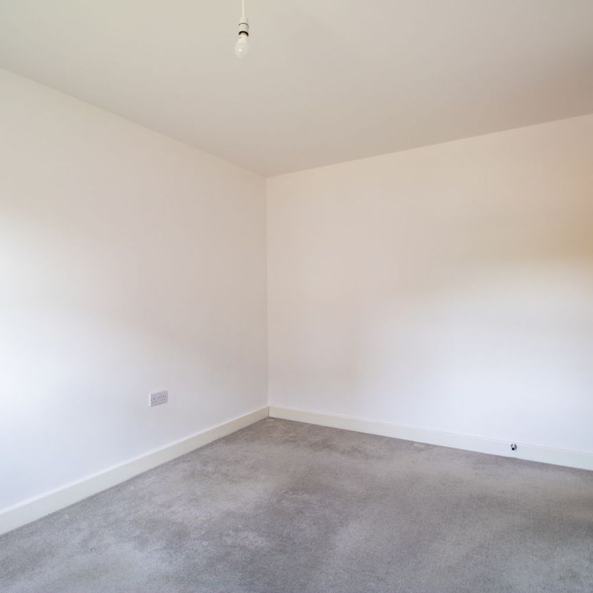 4 Bedroom - Photo 1