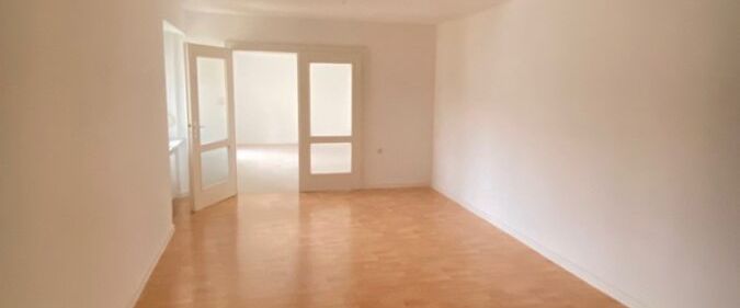 Gepflegte 3 ZKB mit Balkon in Stadennähe - Foto 1