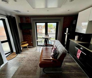 The Granary, West Mills, Newbury, RG14 - Photo 1