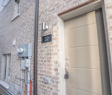 For Lease - 205 West Oak Trail Unit# 32, Kitchener, Ontario - Photo 5