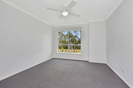 NEAR NEW LOW MAINTENANCE FAMILY HOME - Photo 3