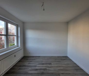 Attraktive 4-Zimmer-Wohnung mit WBS100 – Perfekt für Familien! - Photo 3