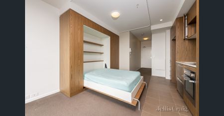 Stunning View From This Inner City Studio - Photo 2