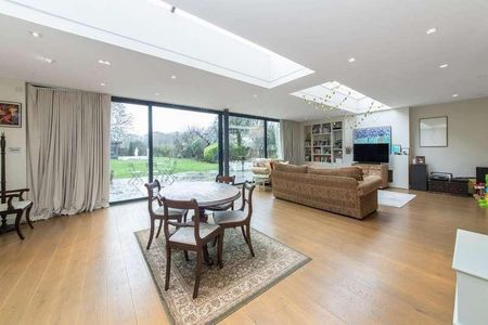 Burbage Road, London, SE21 - Photo 2