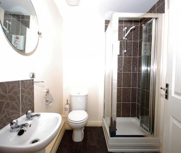 2 bedroom apartment to rent - Photo 6